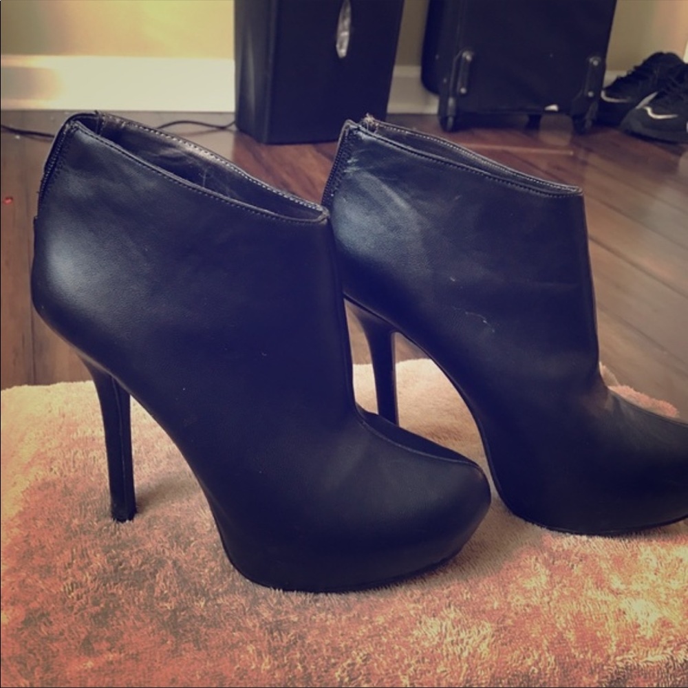 Forever 21 booties